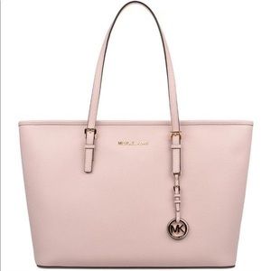 Pink Micheal Kors bag